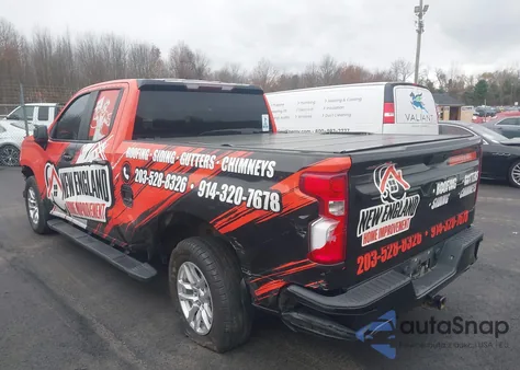 2019 Chevrolet Silverado 1500 Rst z USA, uszkodzony, nr VIN 1GCRYEED1KZ316689